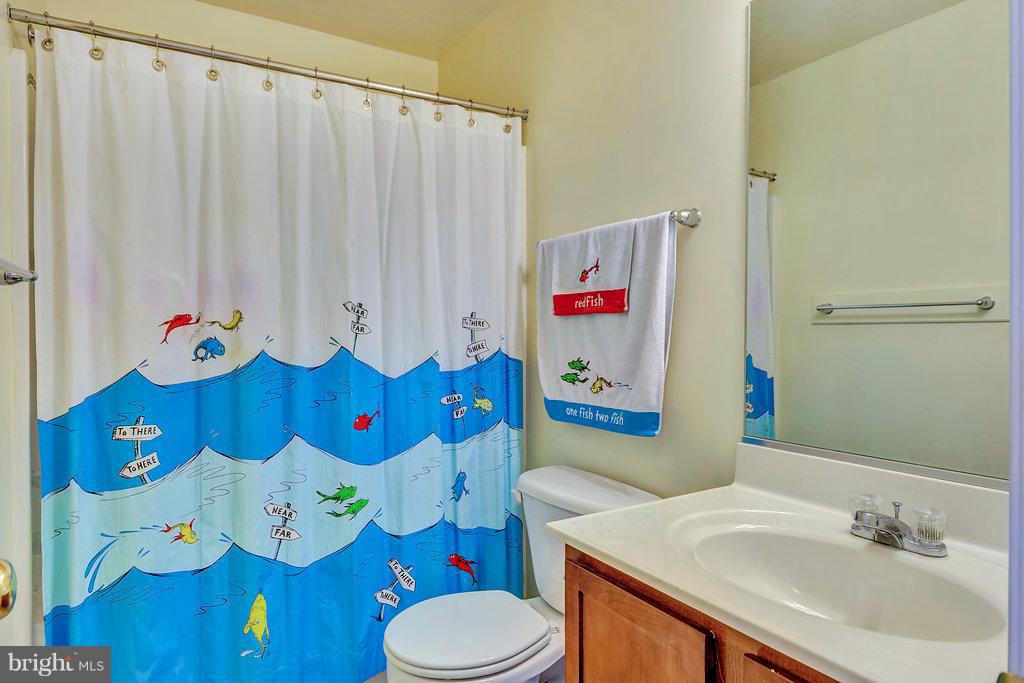 330 Cardinal Road Louisa, VA 23093 - Photo 19 of 27 Bath