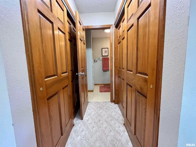 $220,000 | 326 Charter Oak Place, Dahinda, IL 61428