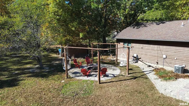 $220,000 | 326 Charter Oak Place, Dahinda, IL 61428