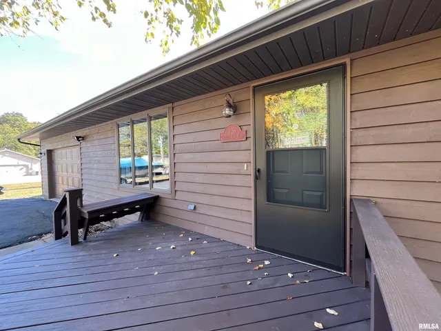 $220,000 | 326 Charter Oak Place, Dahinda, IL 61428