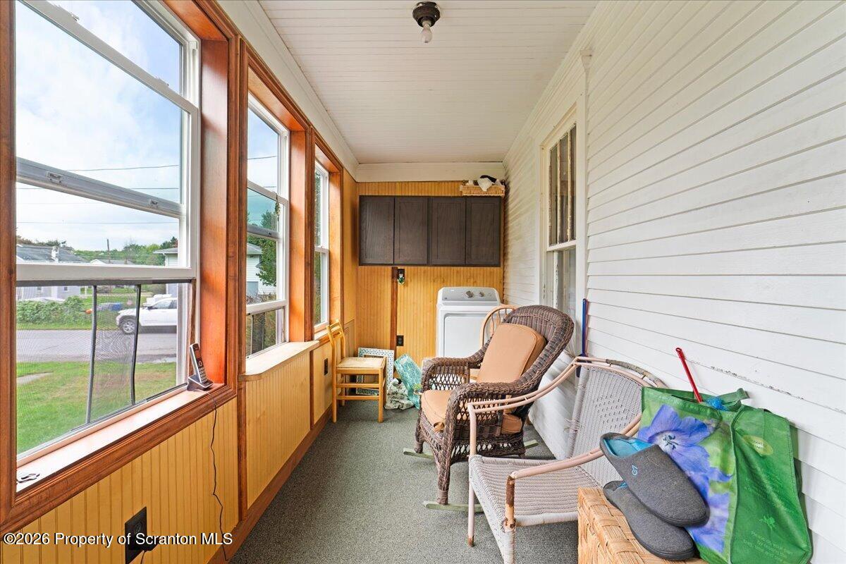 512 Spring Street Moosic, PA 18507 - Photo 23 of 49 38-DSC02707
