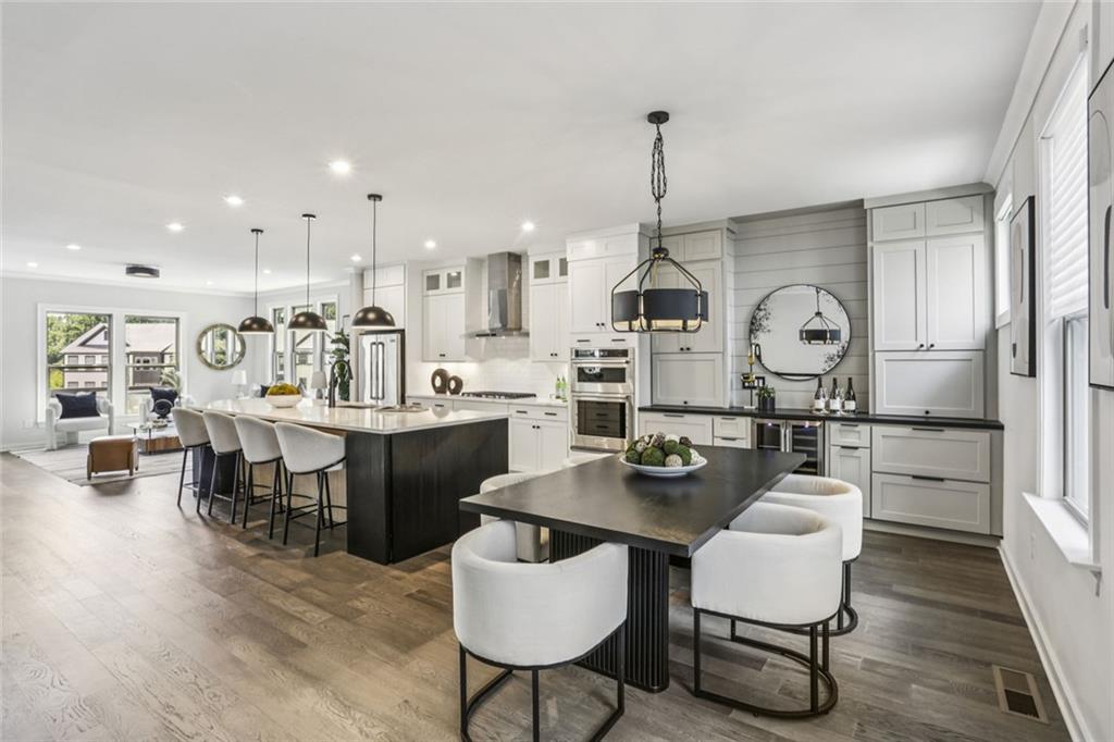 2090 Emmet Park Lane Decatur, GA 30033 - Photo 6 of 104