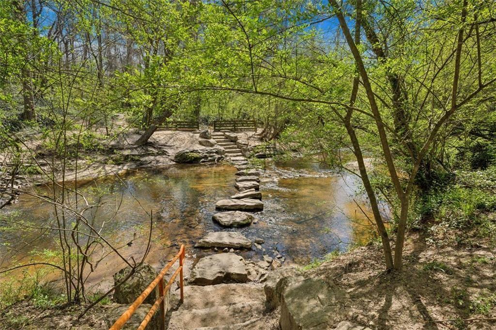 2090 Emmet Park Lane Decatur, GA 30033 - Photo 87 of 104