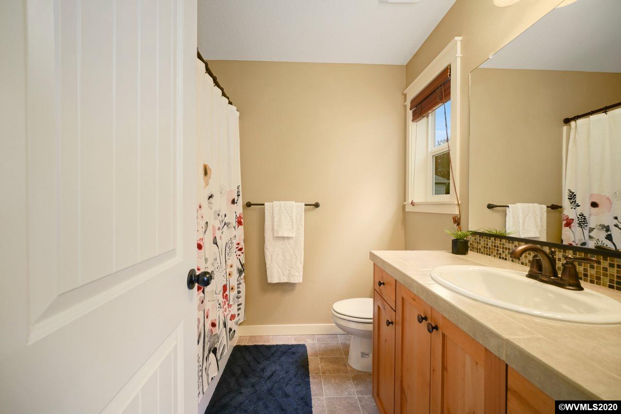 874 Crouchen Street Northwest Salem, OR 97304 - Photo 27 of 32
