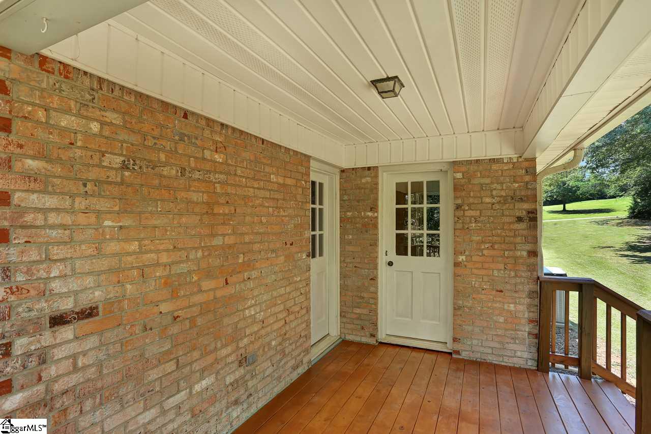102 Heaton Circle Easley, SC 29640 - Photo 11 of 31 Gallery Image 11