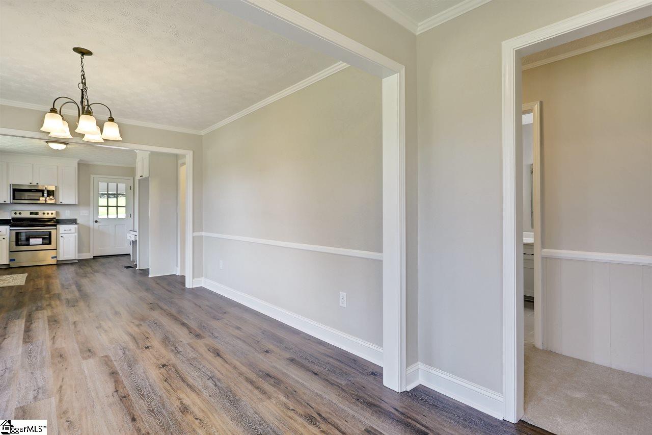 102 Heaton Circle Easley, SC 29640 - Photo 26 of 31 Gallery Image 26