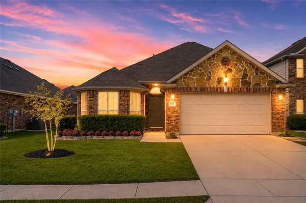 $2,900 | 887 Woodrow Drive, Lewisville, TX 75067