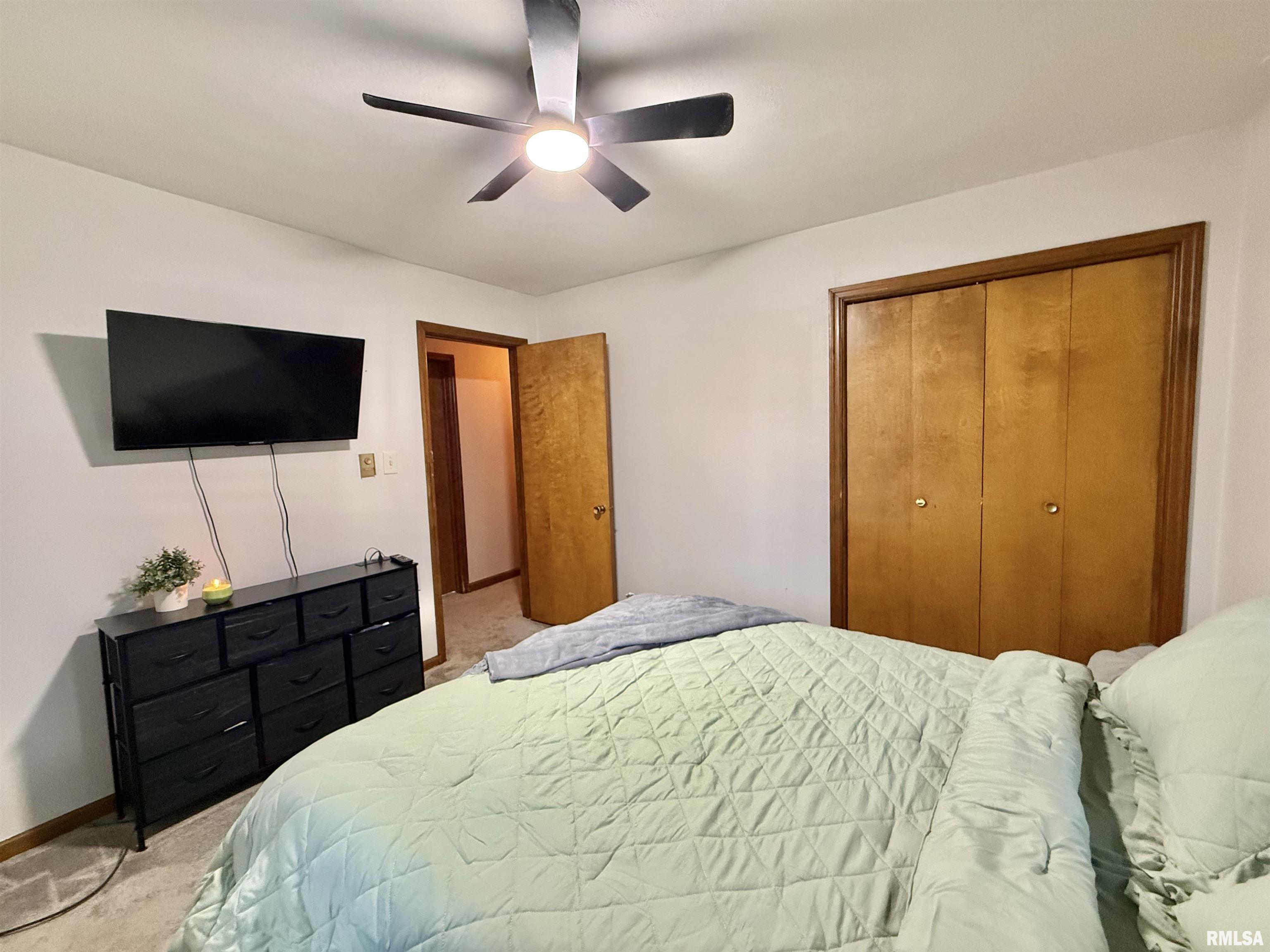 611 South Maple Street Lewistown, IL 61542 - Photo 41 of 59