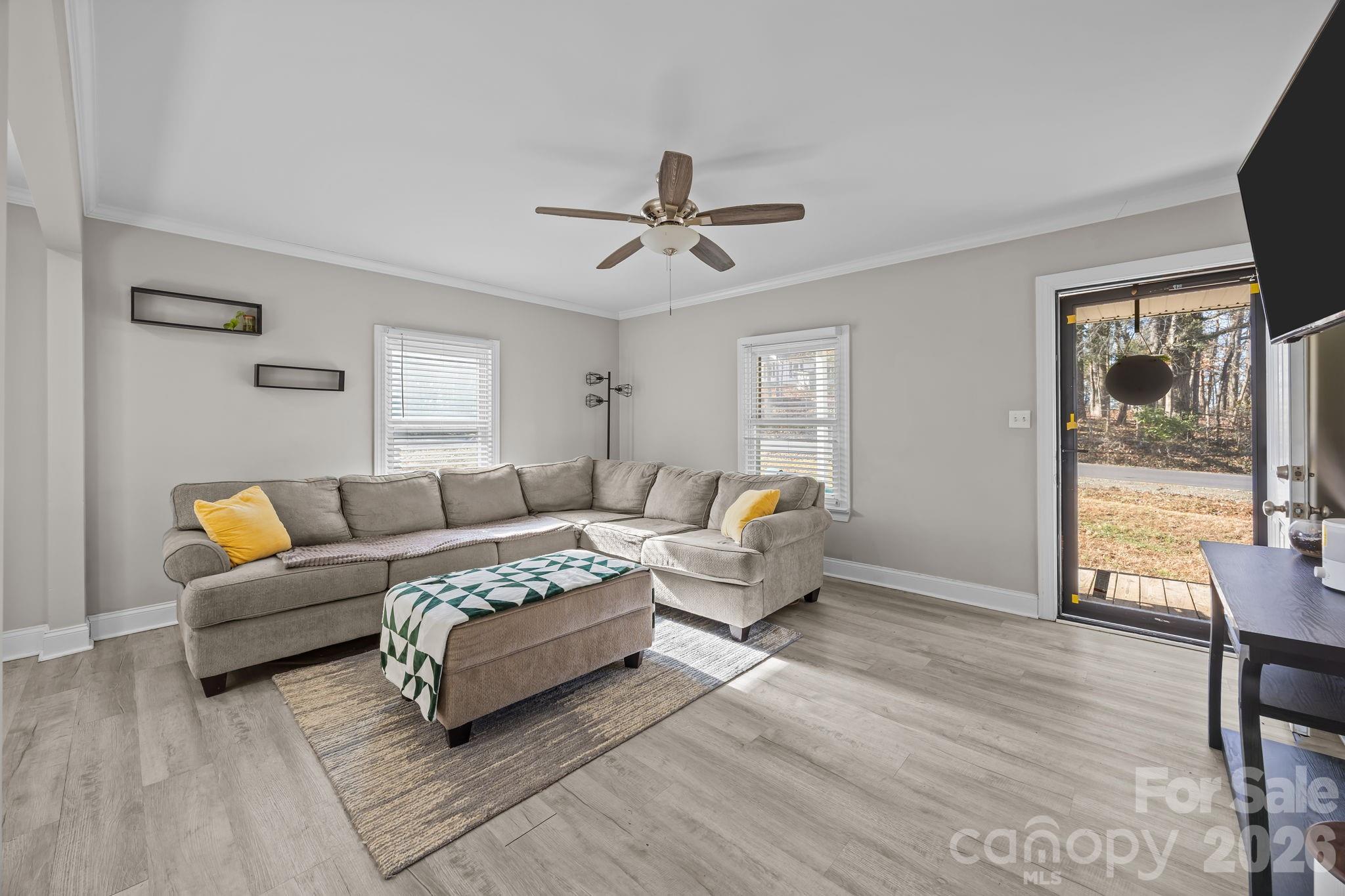 211 Franklin Avenue Kannapolis, NC 28081 - Photo 2 of 19