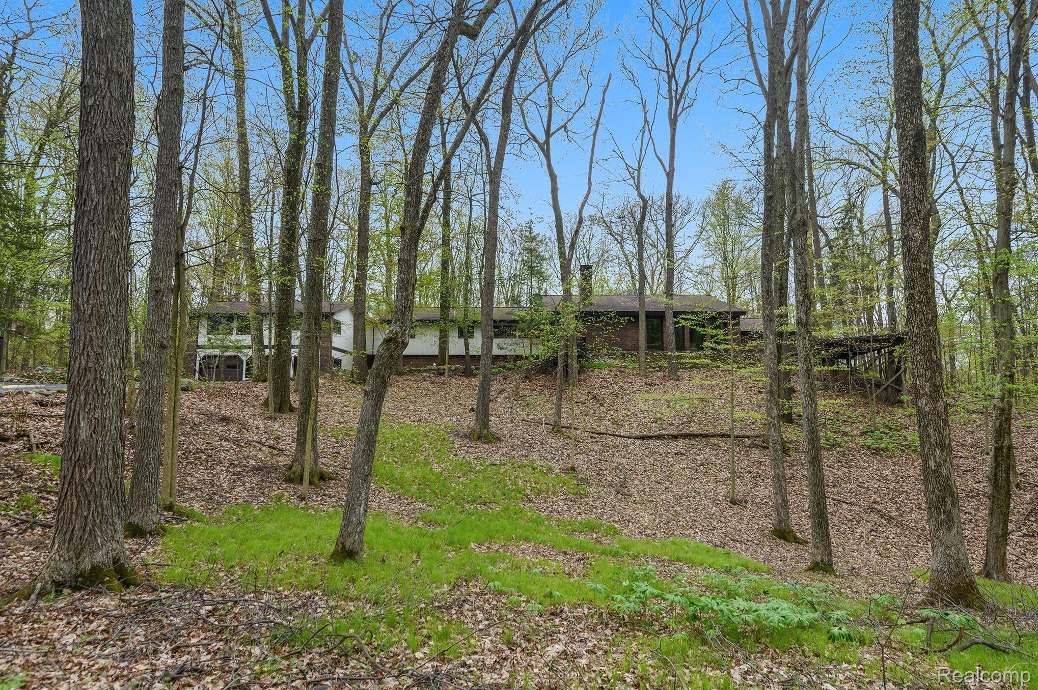 2450 Parker Road Holly, MI 48442 - Photo 42 of 44 CNG_9699.jpg