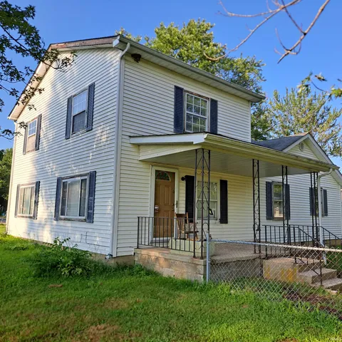 $139,900 | 616 North Edgewood Drive, Muncie, IN 47303