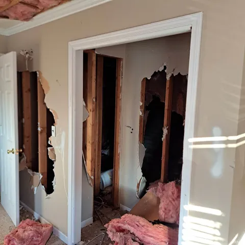 $99,900 | 616 North Edgewood Drive, Muncie, IN 47303