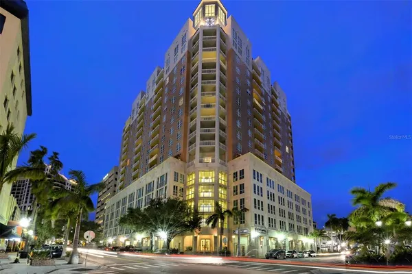 $8,000 | 1350 Main Street, Unit 908, Sarasota, FL 34236