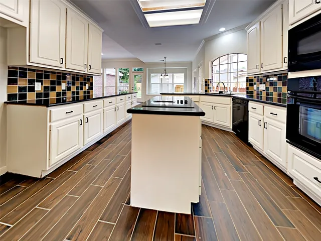 $2,600 | 3307 Clear Water Park Drive, Katy, TX 77450