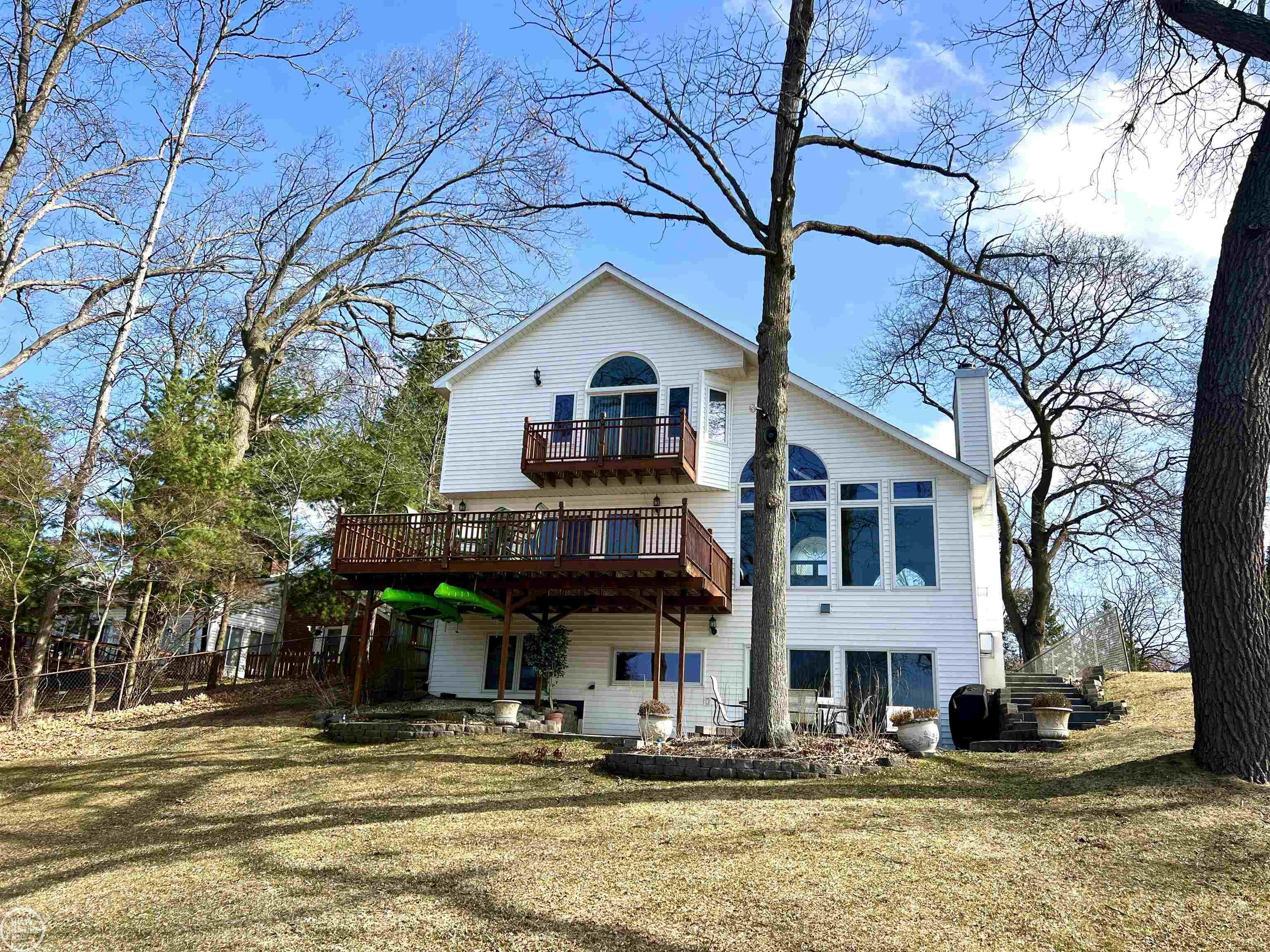 3017 Lansdowne Road Waterford, MI 48329 - Photo 6 of 68 50135496-F18D7C45-3353-442F-9AD4-3F3F9AC32ABC.JPG