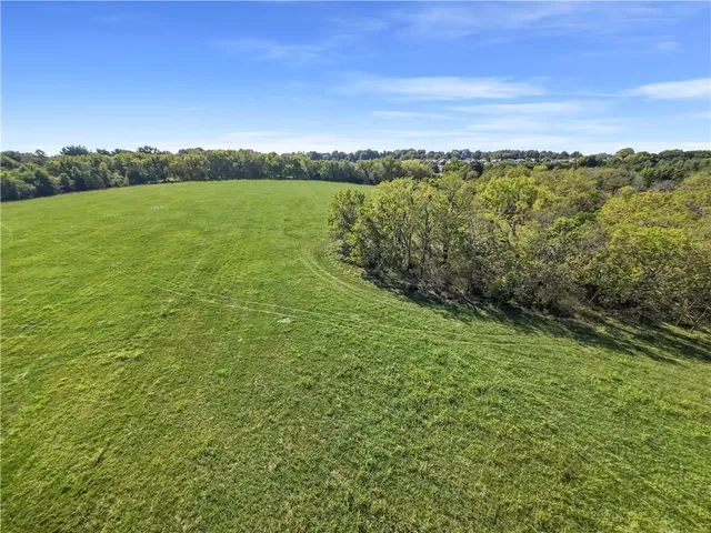 $1,108,800 | 61.6-acres Southeast 61.6-acres Se Hamblen Road, Greenwood, MO 64034