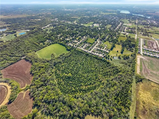 $1,108,800 | 61.6-acres Southeast 61.6-acres Se Hamblen Road, Greenwood, MO 64034