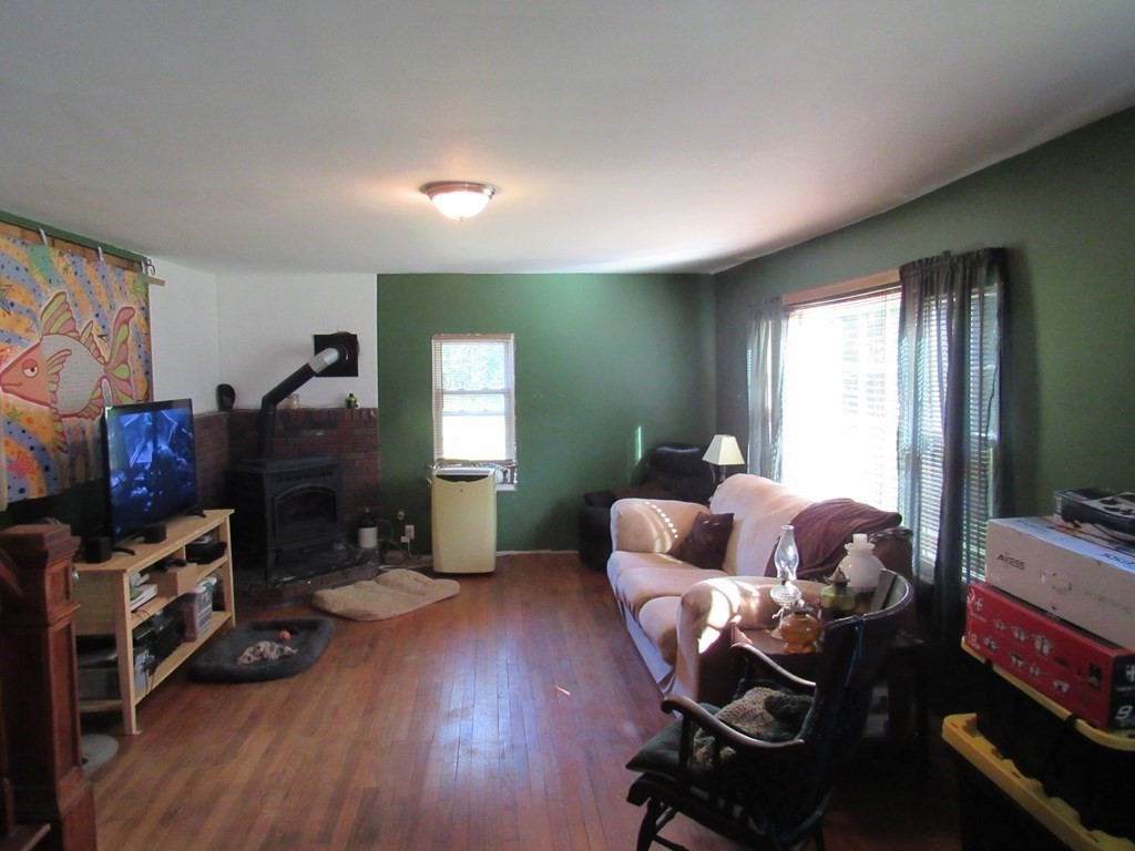 258 Bromley Road Chester, MA 01050 - Photo 10 of 33