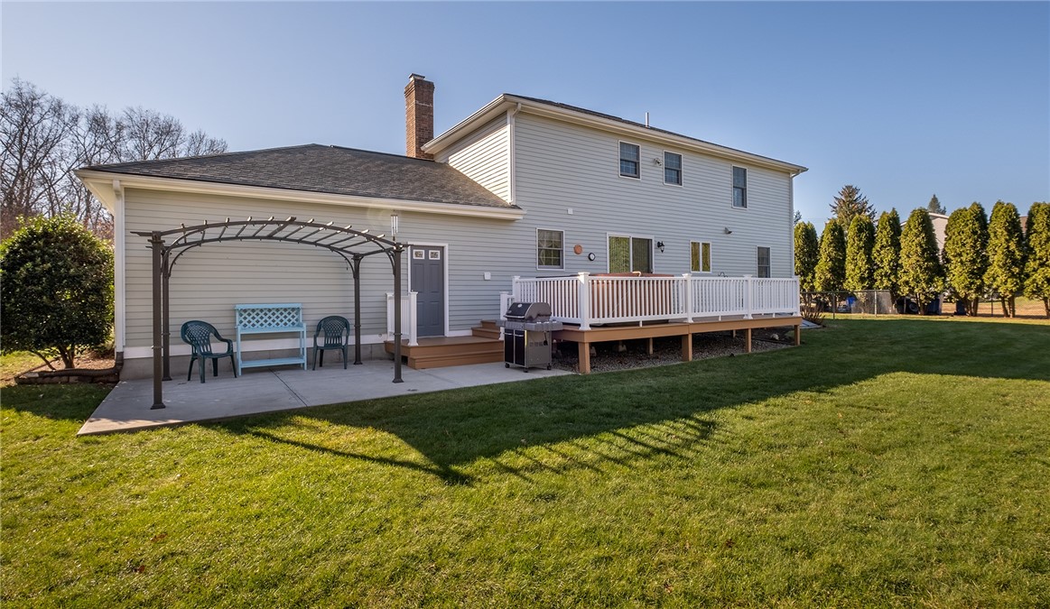 428 New River Road Lincoln, RI 02838 - Photo 15 of 45