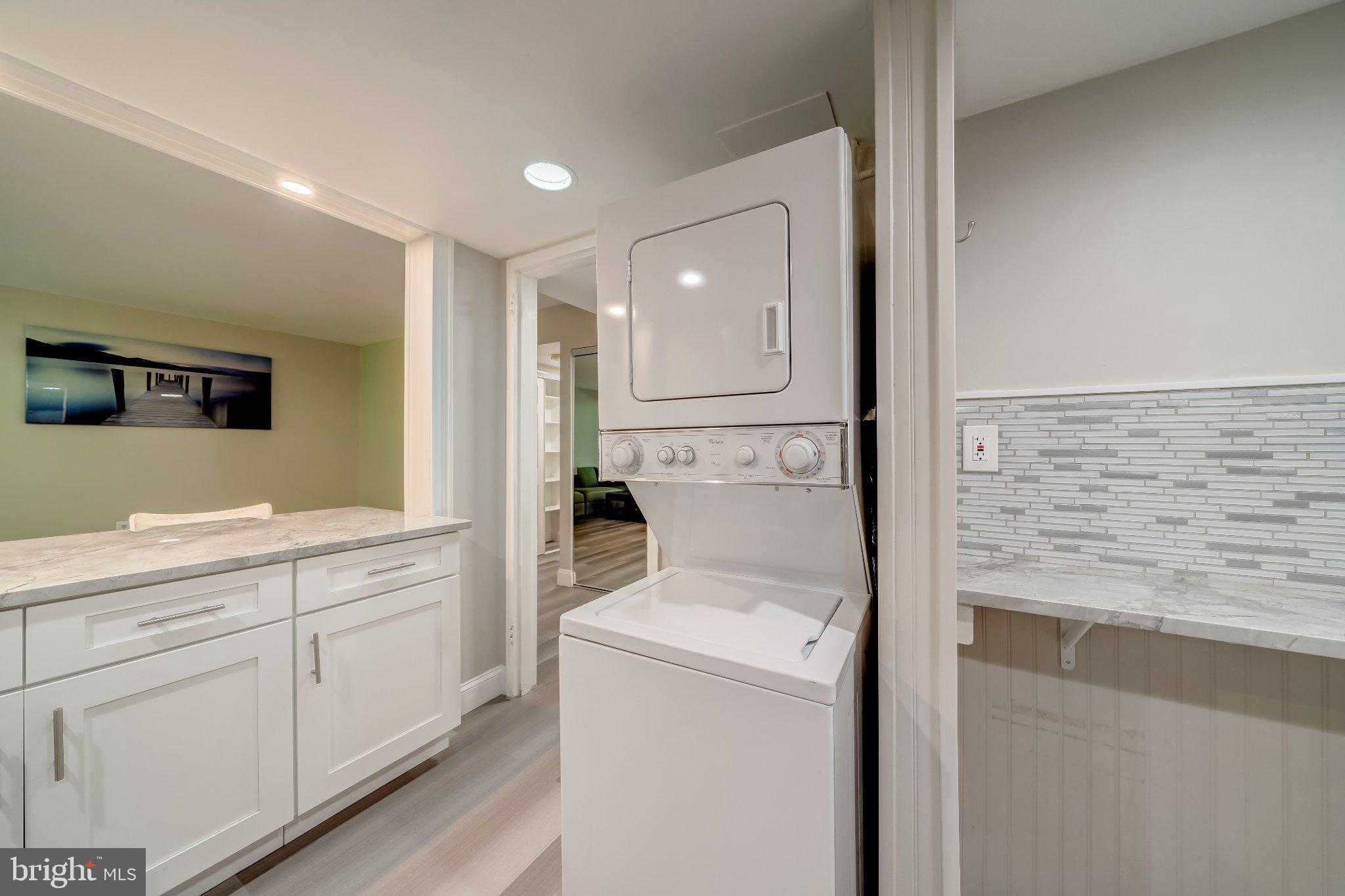 1429 Northgate Square, Unit 2A Reston, VA 20190 - Photo 14 of 25 a view of bathroom with dual sinks