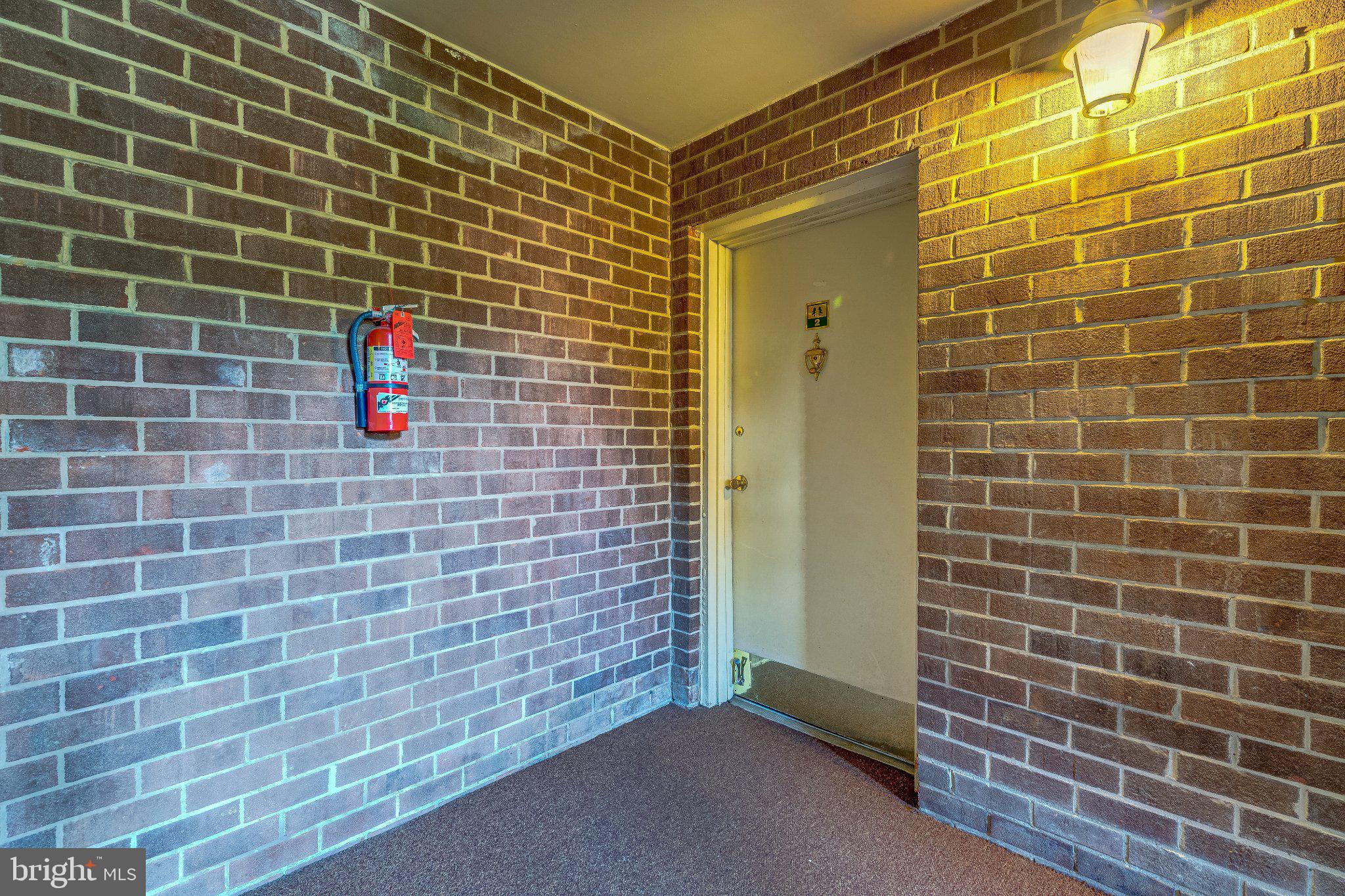 1429 Northgate Square, Unit 2A Reston, VA 20190 - Photo 4 of 25 a bathroom with a shower