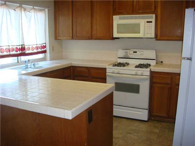 2345 Seasons Road Oceanside, CA 92056 - Photo 4 of 18