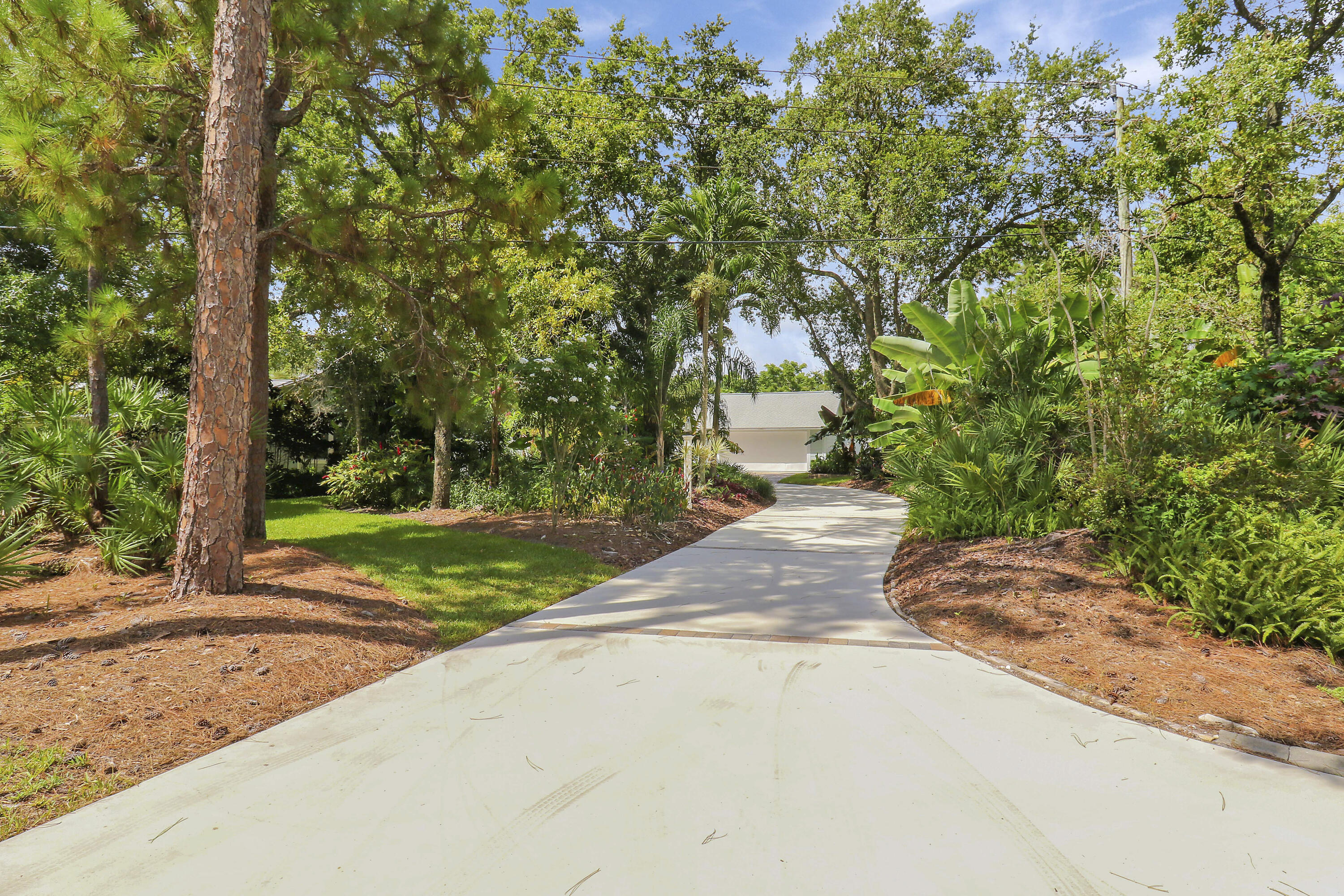 6372 North 197th Place Jupiter, FL 33458 - Photo 77 of 77 Drive