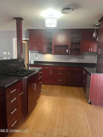 $189,000 | 4221 Londontown Street, Pascagoula, MS 39581