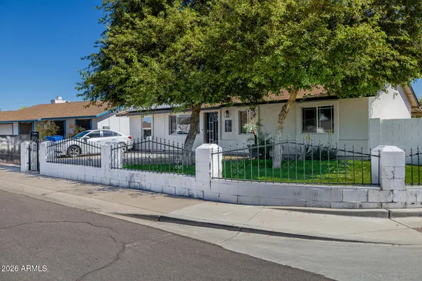 $359,900 | 801 North 68th Avenue, Phoenix, AZ 85043