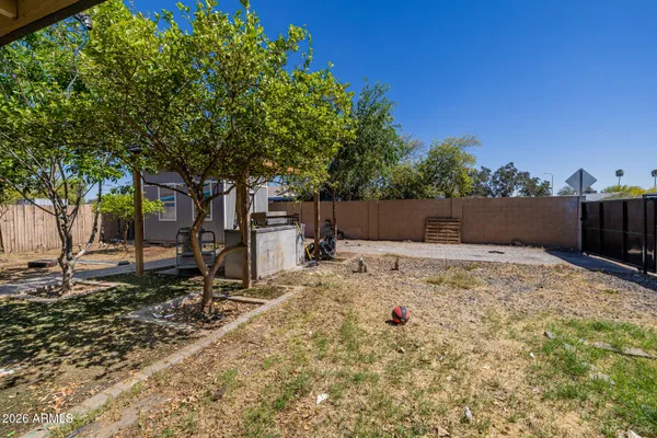 $359,900 | 801 North 68th Avenue, Phoenix, AZ 85043