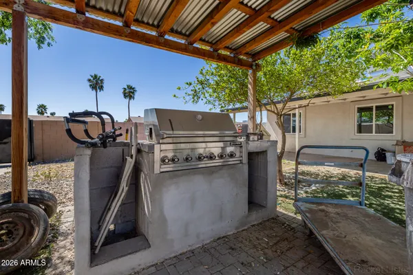 $359,900 | 801 North 68th Avenue, Phoenix, AZ 85043