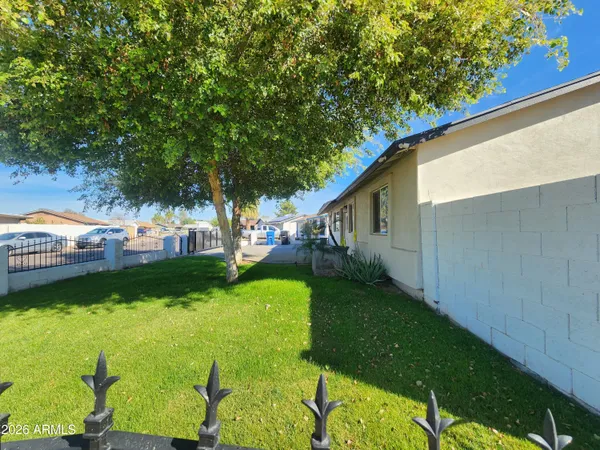 $359,900 | 801 North 68th Avenue, Phoenix, AZ 85043