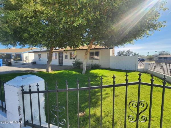 $359,900 | 801 North 68th Avenue, Phoenix, AZ 85043