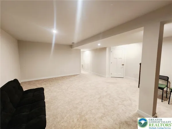 $3,395 | 161 Aspen Lane, Macungie, PA 18062