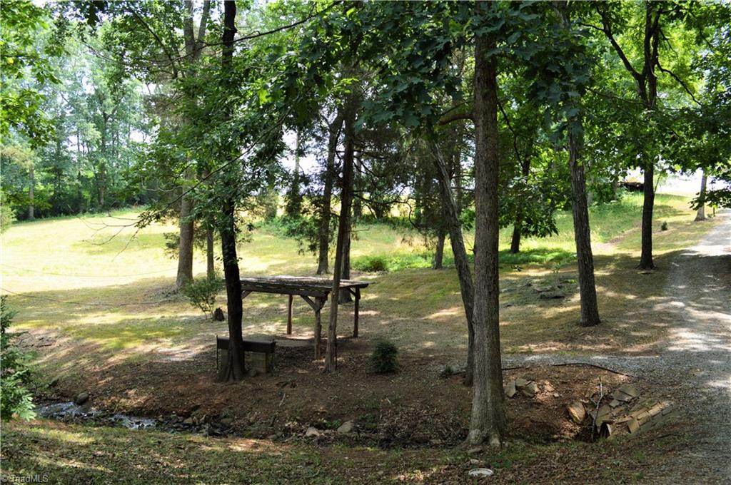 260 Lake Leonard Road Lexington, NC 27295 - Photo 8 of 29 Gallery Image 8