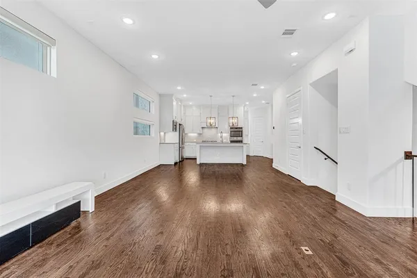 $3,400 | 8008 Zeppos Dr., Plano, TX 75024