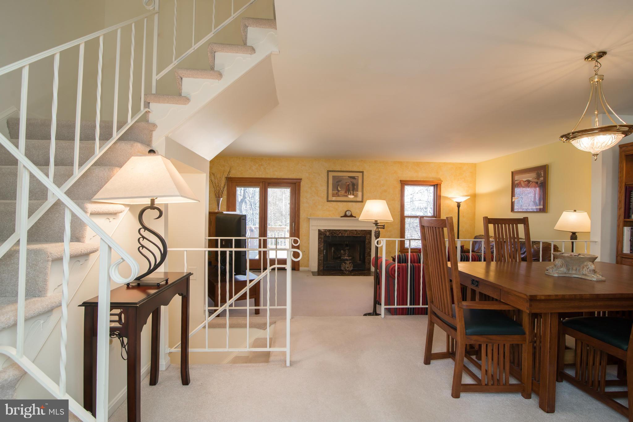 7412 Spring Tree Drive Springfield, VA 22153 - Photo 3 of 29 Interior (General)