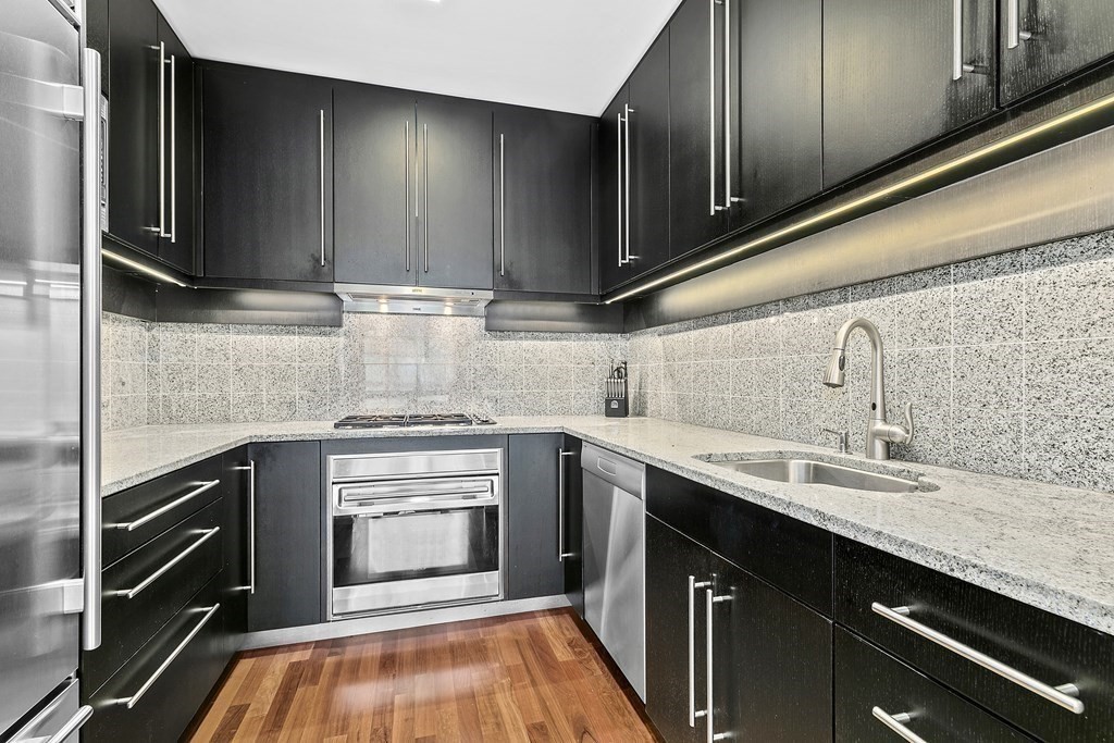 500 Atlantic Avenue, Unit 18C Boston, MA 02210 - Photo 5 of 17