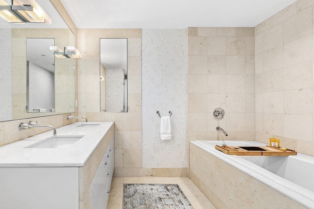 500 Atlantic Avenue, Unit 18C Boston, MA 02210 - Photo 10 of 17