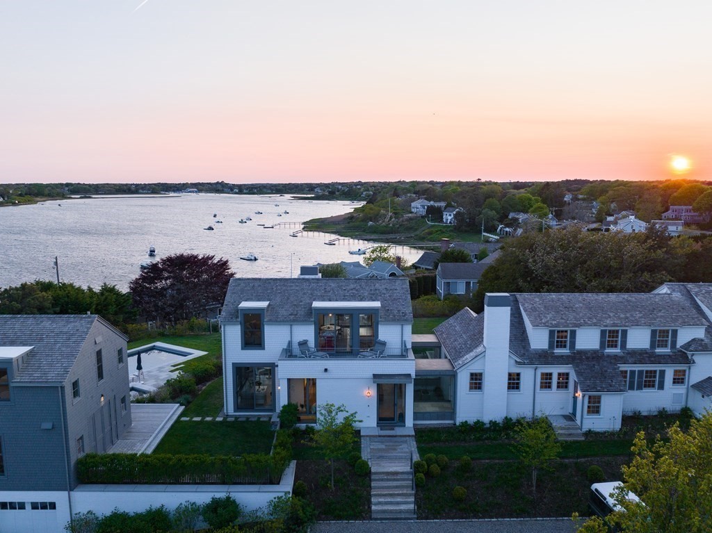 178 Queen Anne Road Chatham, MA 02633 - Photo 7 of 33 an aerial view of multiple house