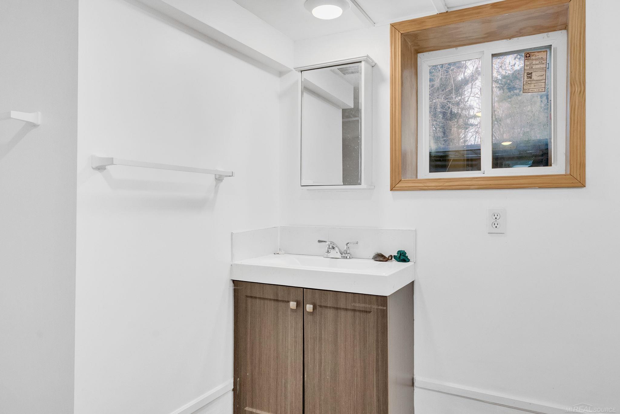 4358 Lakeshore Road Lexington, MI 48450 - Photo 45 of 68