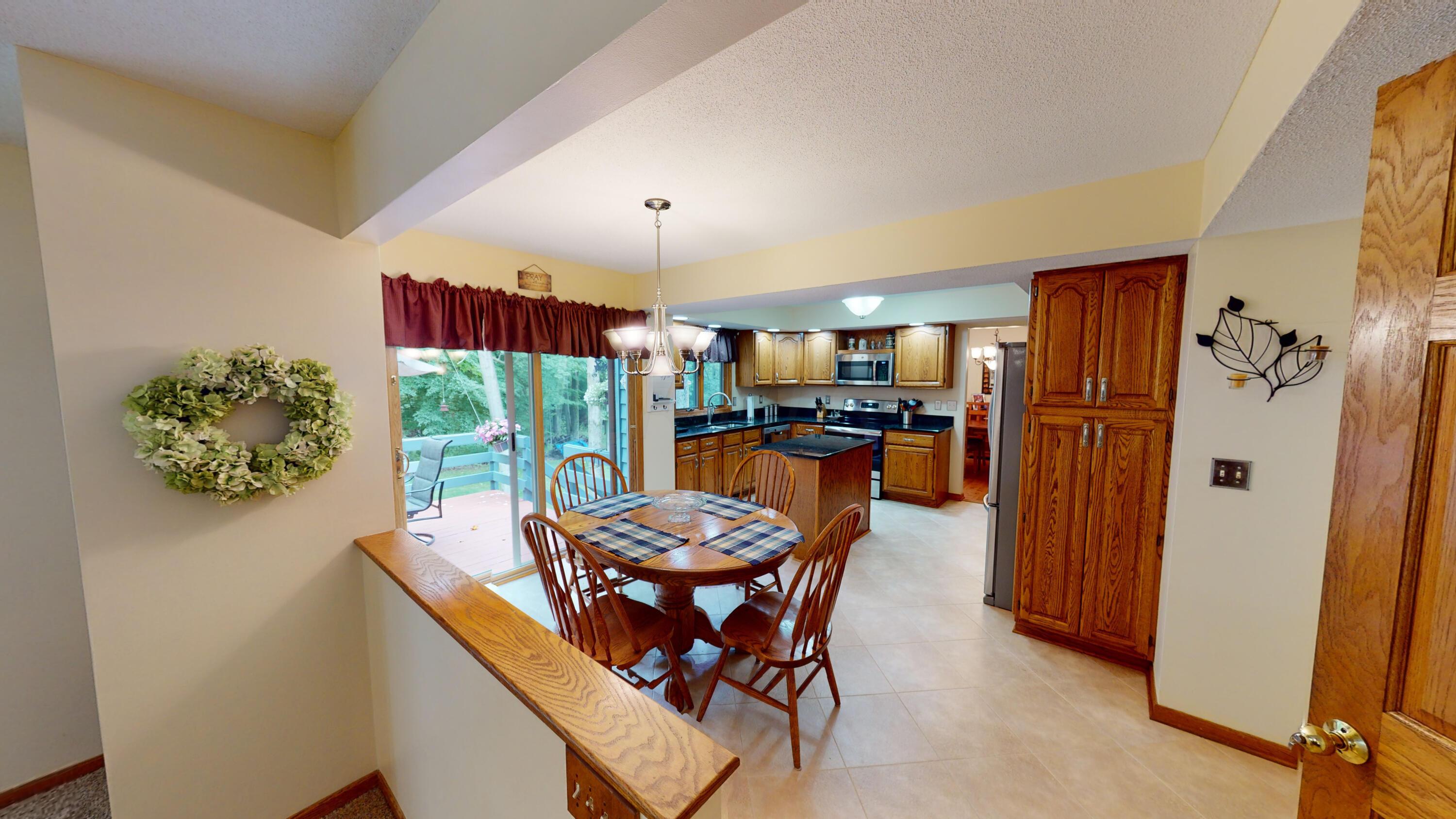 136 Kimberwick Road Mansfield, OH 44904 - Photo 6 of 27 136-Kimberwick-Rd-09072022_115043