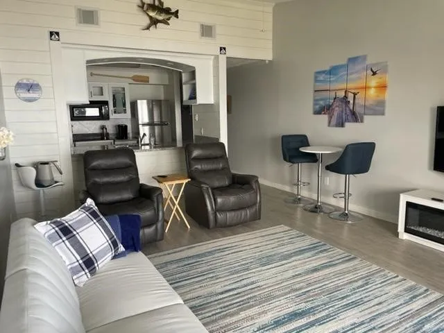 $1,450 | 801 River Road, Unit 1, Montgomery, TX 77356