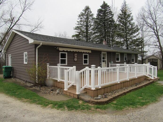 27188 Wait Road Sturgis, MI 49091 - Photo 2 of 14 IMG_7728