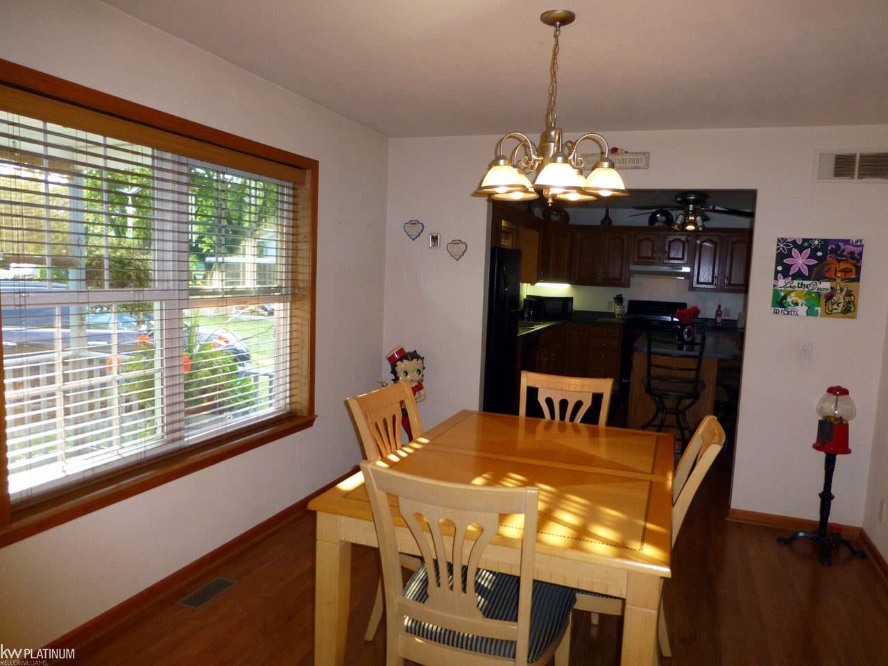 48971 Sugarbush Road Chesterfield, MI 48047 - Photo 11 of 36 Gallery Image 11