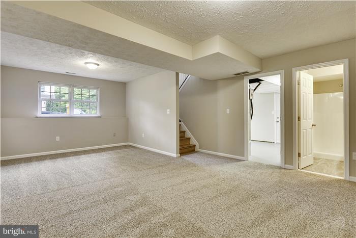 596 A Whitney Road Severna Park, MD 21146 - Photo 16 of 29 Family Room