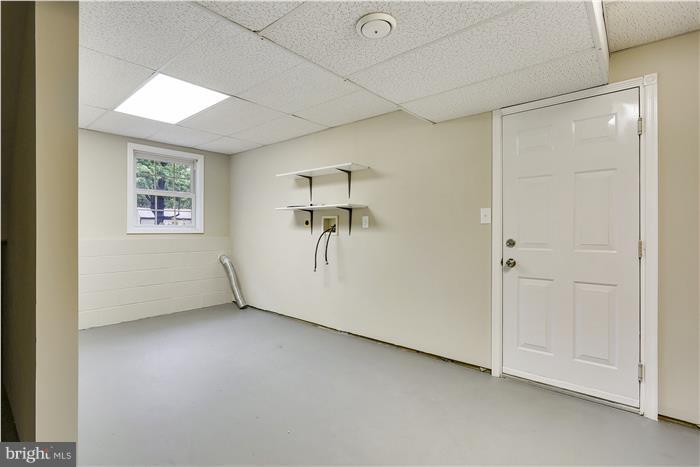 596 A Whitney Road Severna Park, MD 21146 - Photo 19 of 29 Den