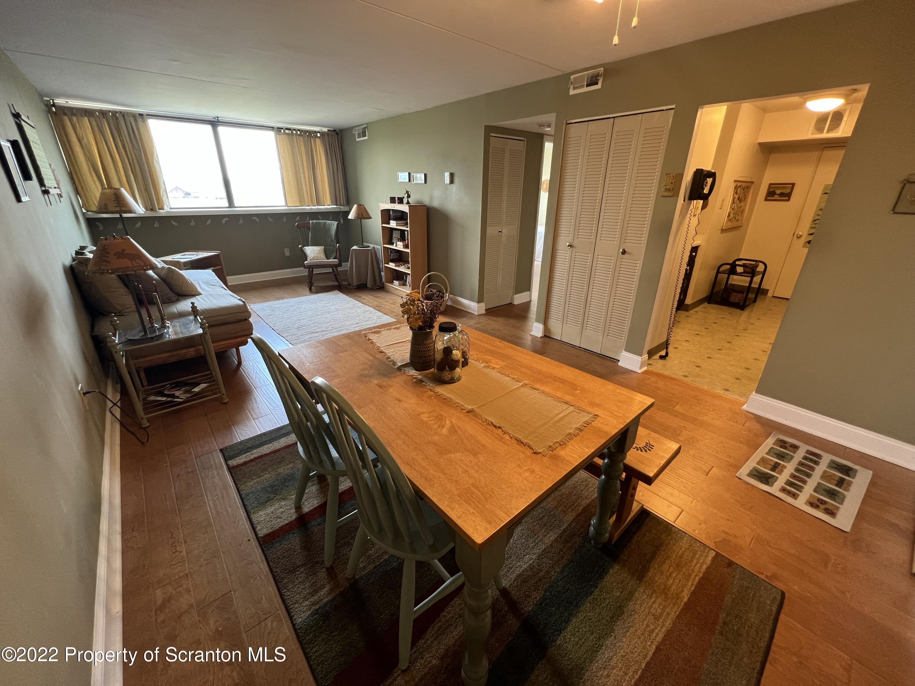 220 Linden Street, Unit 505 Scranton, PA 18503 - Photo 1 of 12 LR2 - Photo