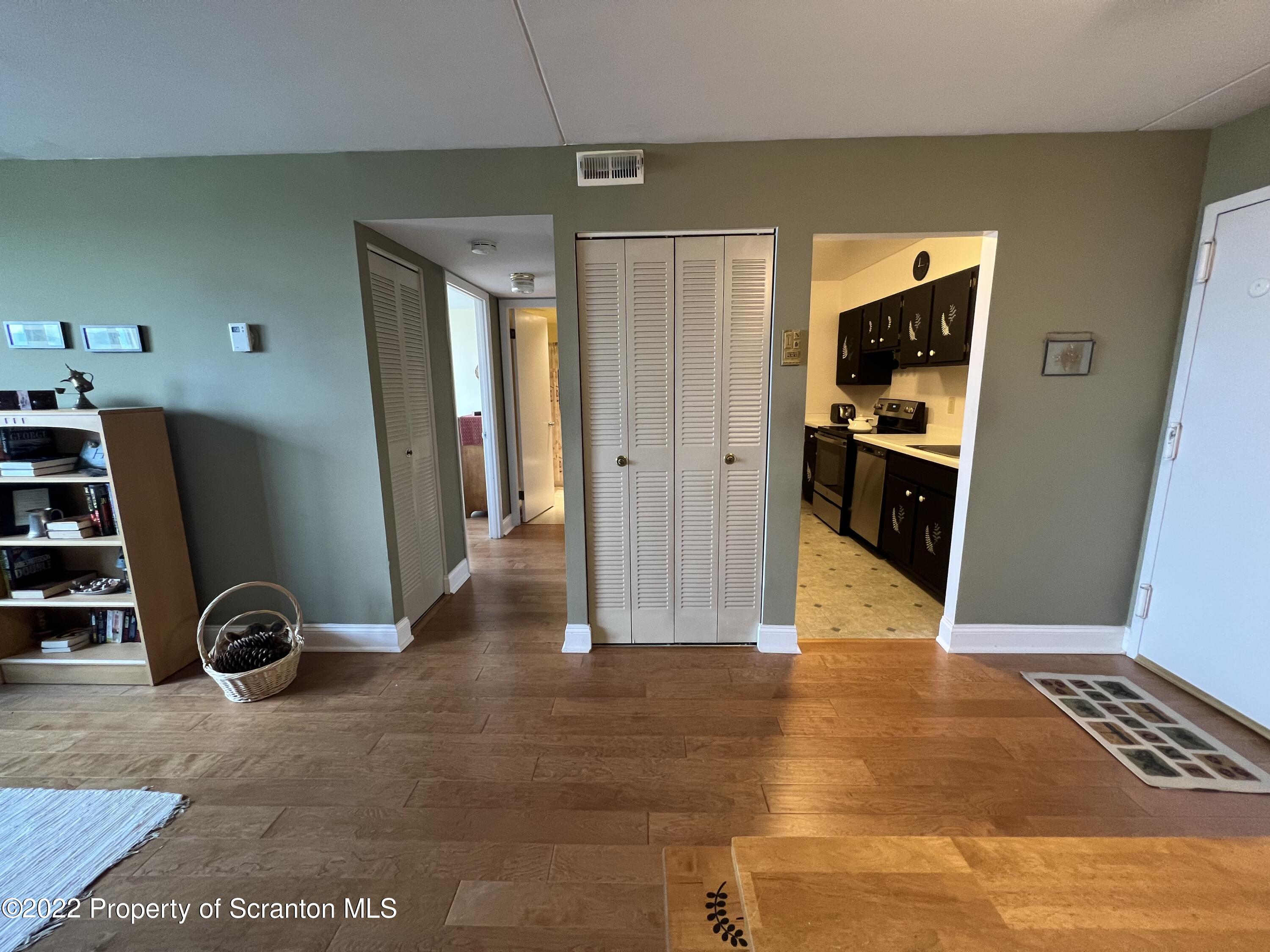 220 Linden Street, Unit 505 Scranton, PA 18503 - Photo 4 of 12 LR3 - Photo