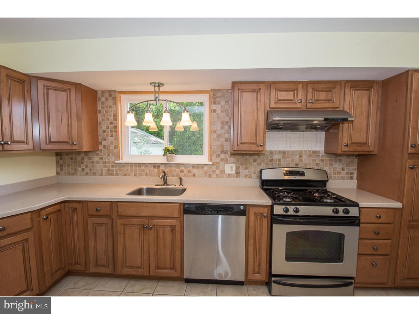 805 Wynnewood Road Ardmore, PA 19003 - Photo 5 of 17 Kitchen